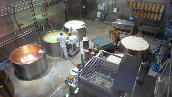 מפעל לייצור גבינות ErlebnisSennerei Zillertal