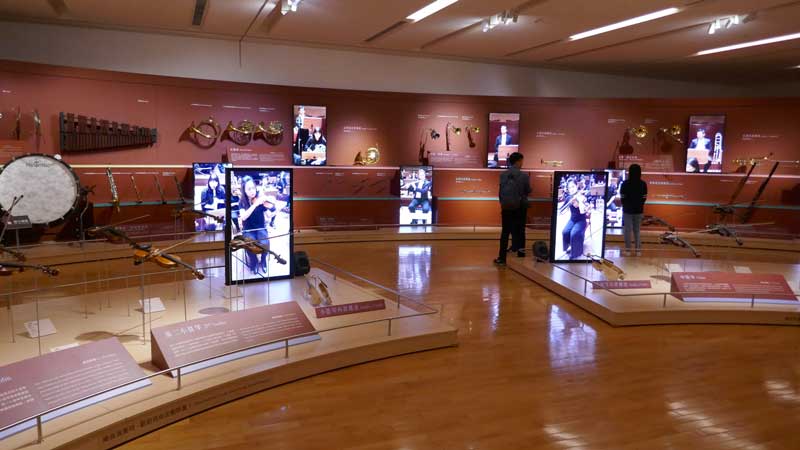 אגף כלי נגינה במוזיאון צ'מי Chimei Museum