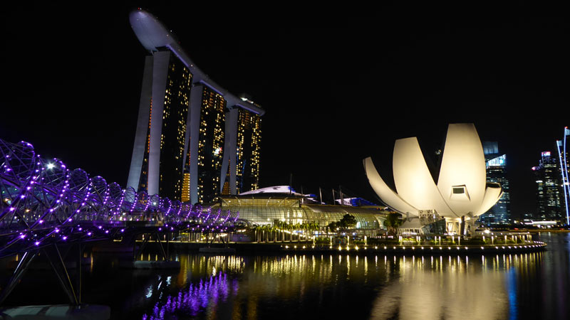 מלון מרינה ביי בלילה