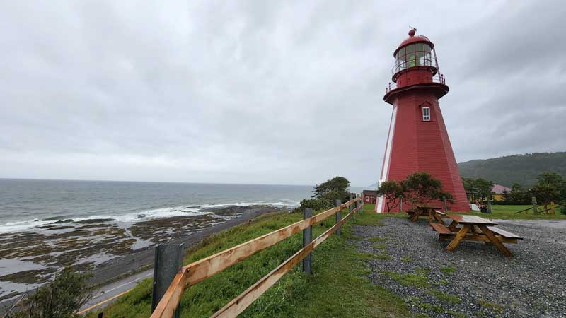 המגדלור La-Martre_Lighthouse