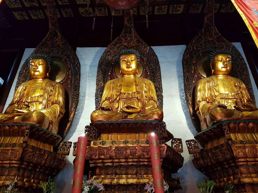 Buddha statues