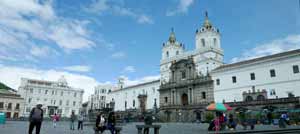 כיכר בעיר קיטו