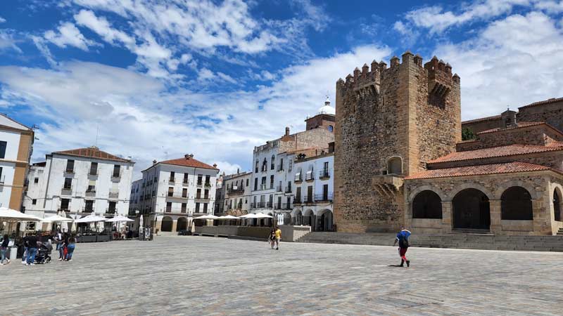 הכיכר המרכזית בעיר קסרס