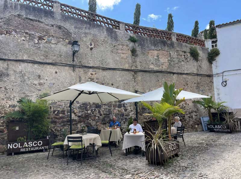 Nolasco Restaurante- מסעדה ספרדית- ים תיכונית איכותית. 