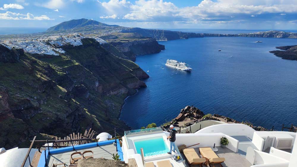 האי סנטוריני - מבט על האוניה