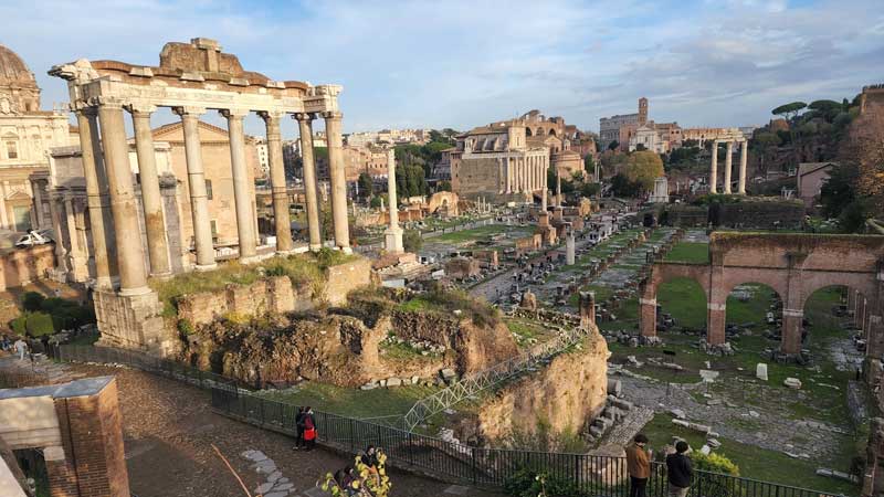 עתיקות הפורום ברומא