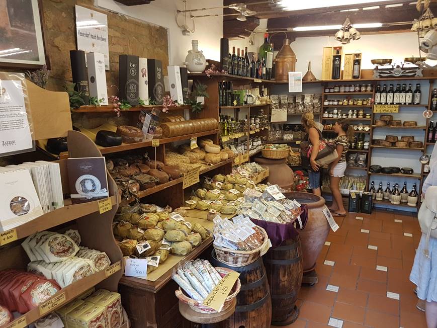 חנות גבינות יין ושמן