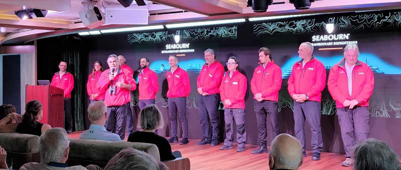 צוות הסיורים