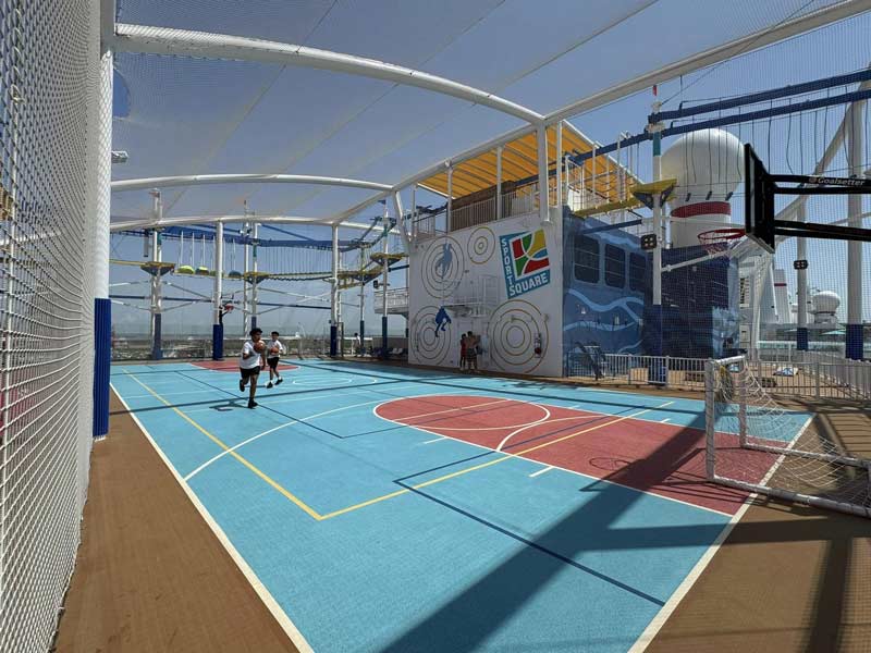 מגרש כדורסל