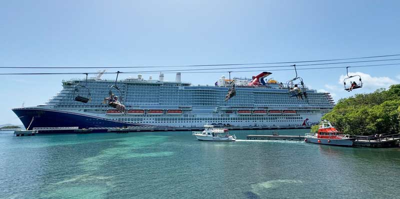 האוניה קרניבל ג'ובילי בנמל רואטן