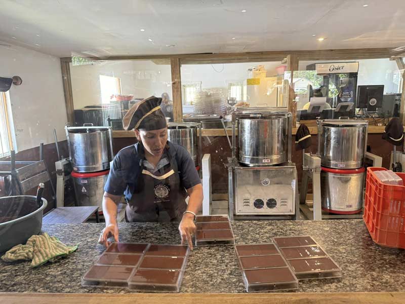 בית חרושת לשוקולד ברואטן