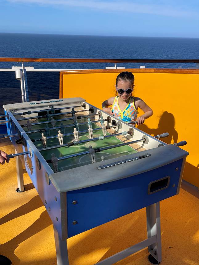 שולחן כדורגל