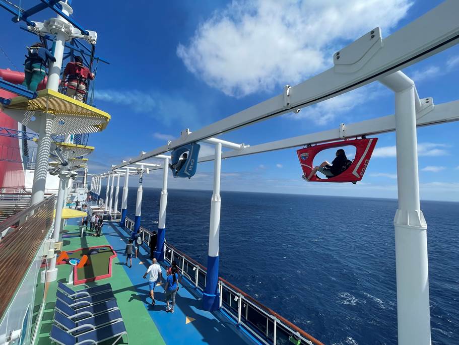 קרונית עם פדלים