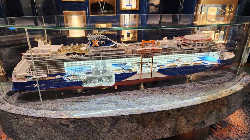 דגם של הסלבריטי אקסל