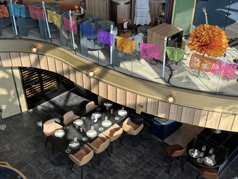 מסעדת מוזאיקה בבזאר