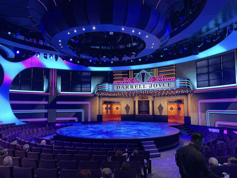 מופע של דריל ג'ויס