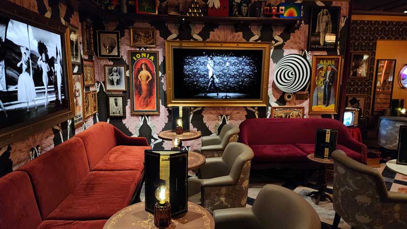 ספלבאונד - בר מיוחד עם קסמים