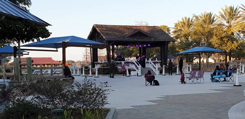 Lake Sumter Landing's Market Square כיכר בעיר וילאג'ס