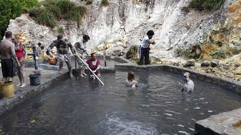 מעיינות גופרית Sulphur Springs בסנט לוסיה