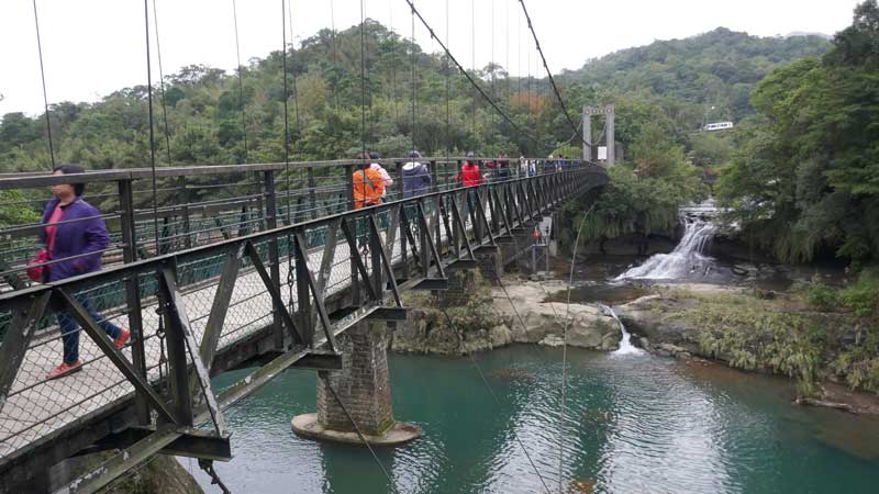 גשר למפל בשיפן