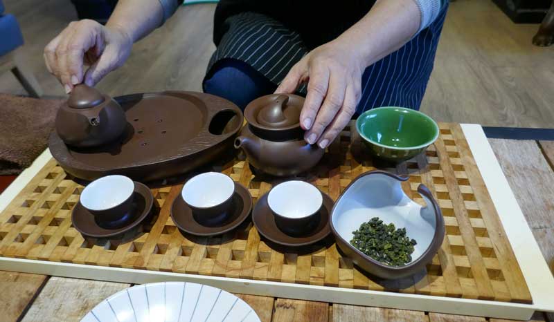 טקס שתיית תה בקורס בישול