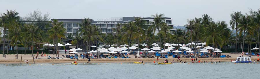 חוף מלון נובוטל באי פוקוק